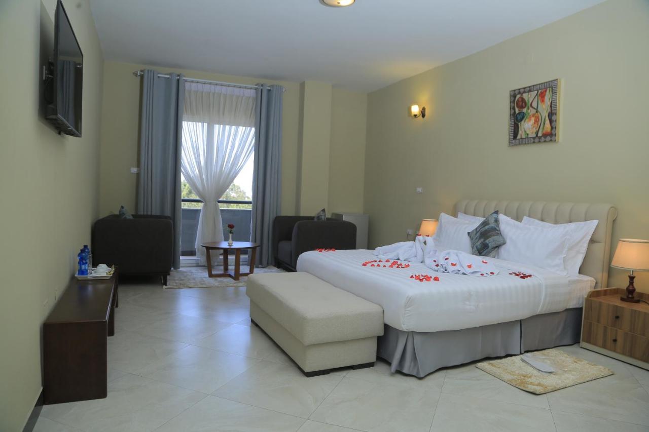 Daisy Hotel Аддис-Абеба Экстерьер фото