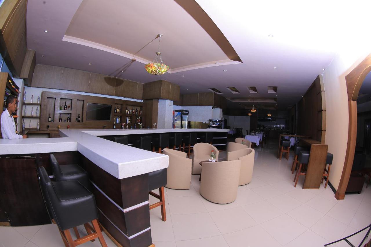 Daisy Hotel Аддис-Абеба Экстерьер фото
